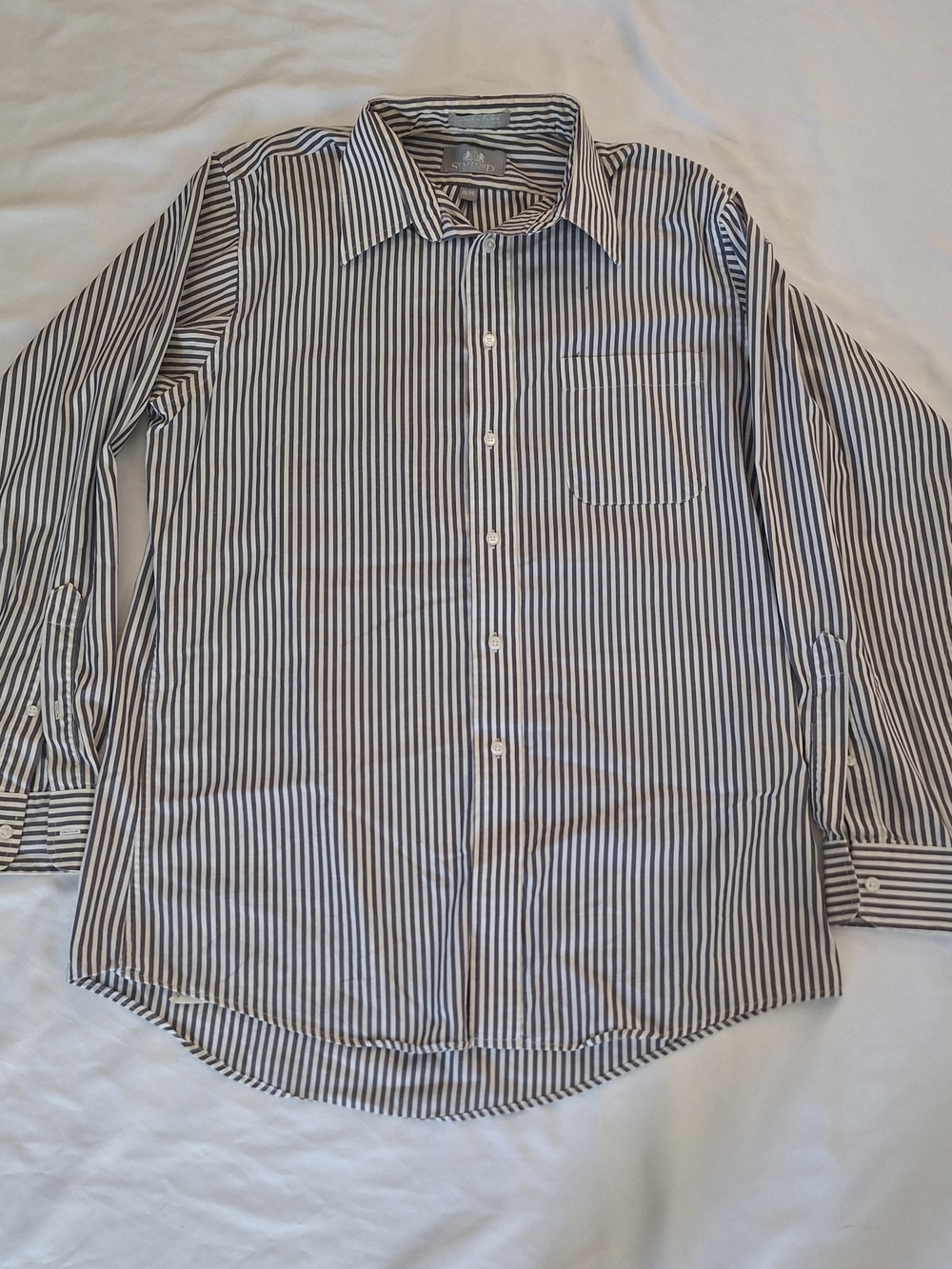 Stafford Executive Mens Grey and White Striped Button Dress Shirt 16-34